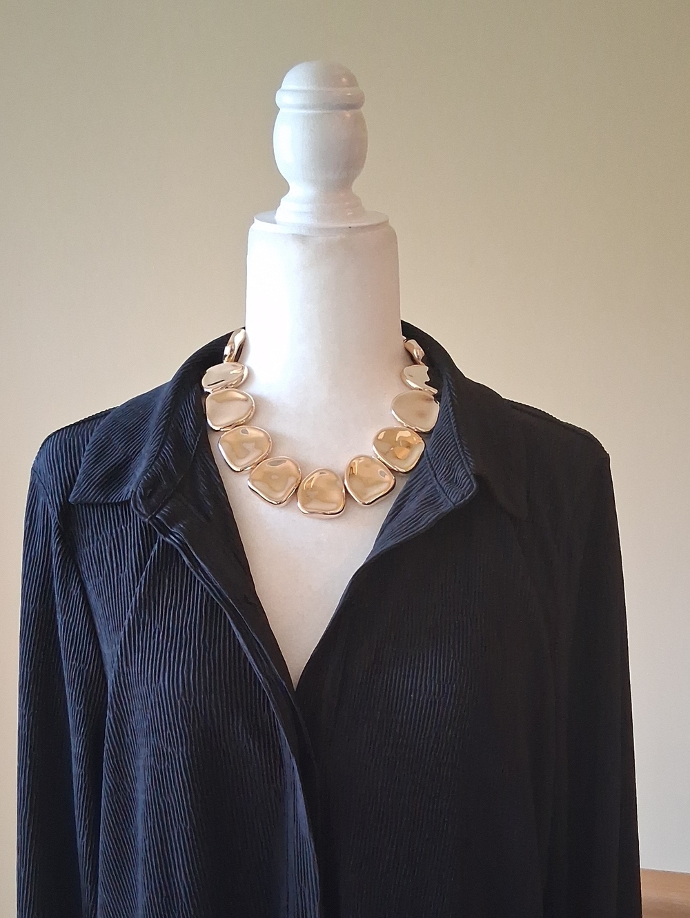 Natasha Brand Elegant Gold Petal-Link Necklace for Women
